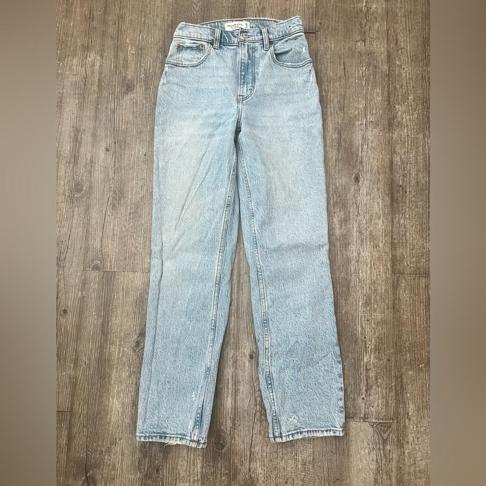 the 90s straight ultra high rise abercrombie jeans